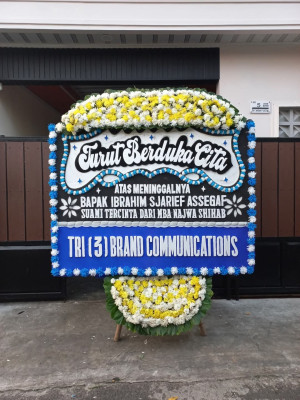 Papan Bunga Duka di Wirokerten